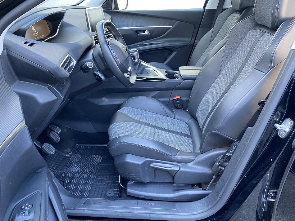 Peugeot 5008 1.5HDi 