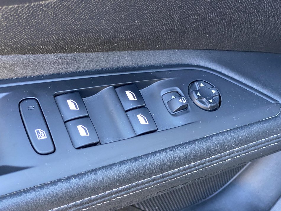 Peugeot 5008 1.5HDi 