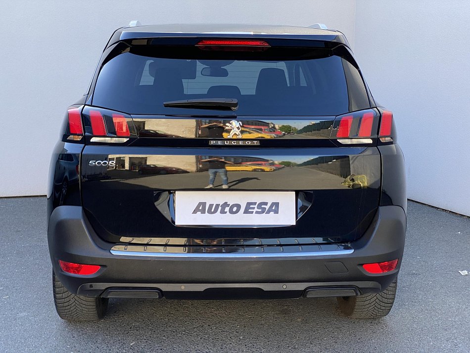 Peugeot 5008 1.5HDi 