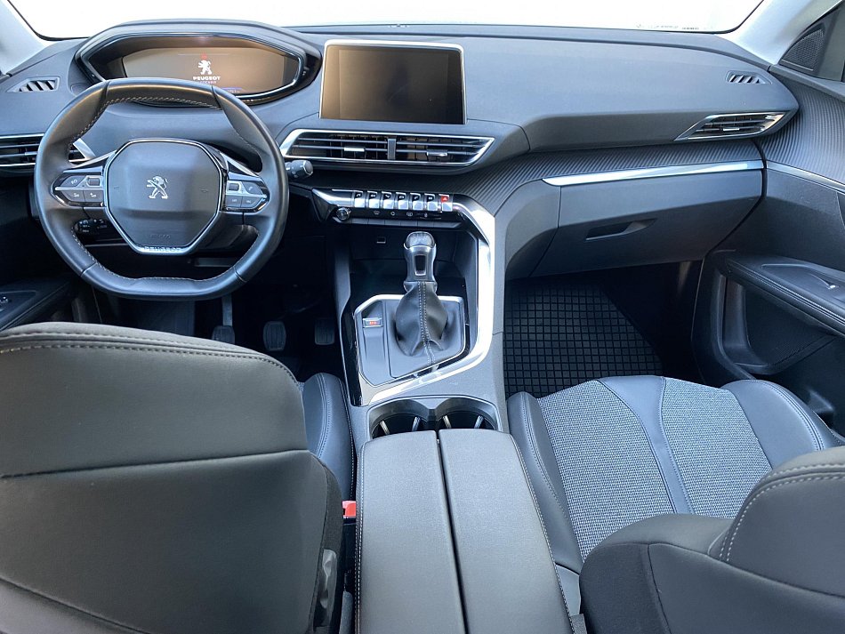 Peugeot 5008 1.5HDi 