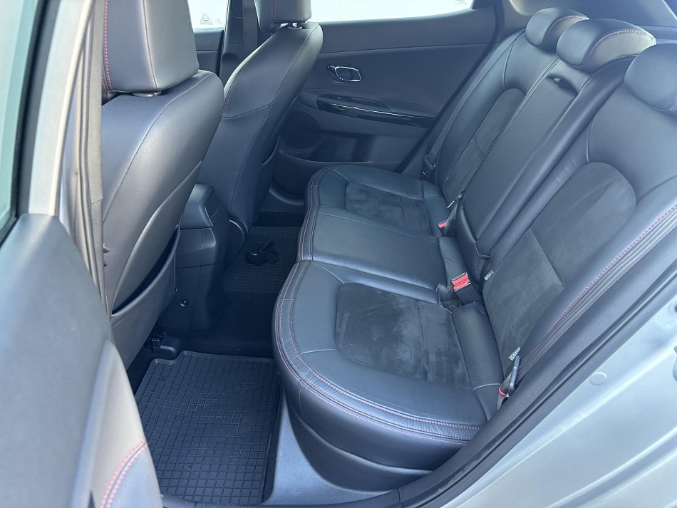 Kia Ceed 1.6 T-GDi GT