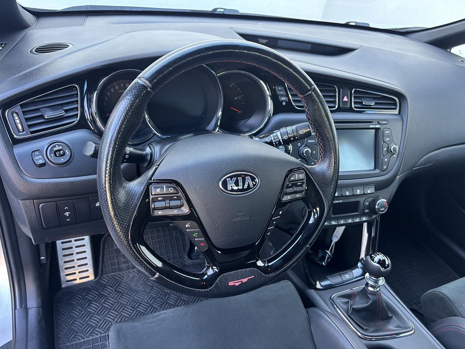 Kia Ceed 1.6 T-GDi GT