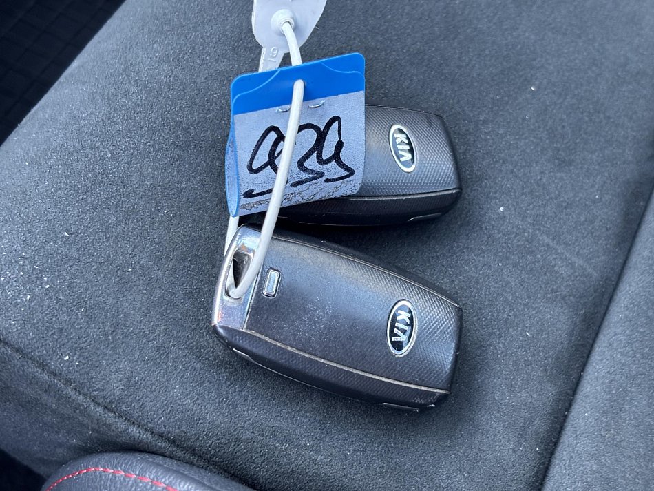 Kia Ceed 1.6 T-GDi GT