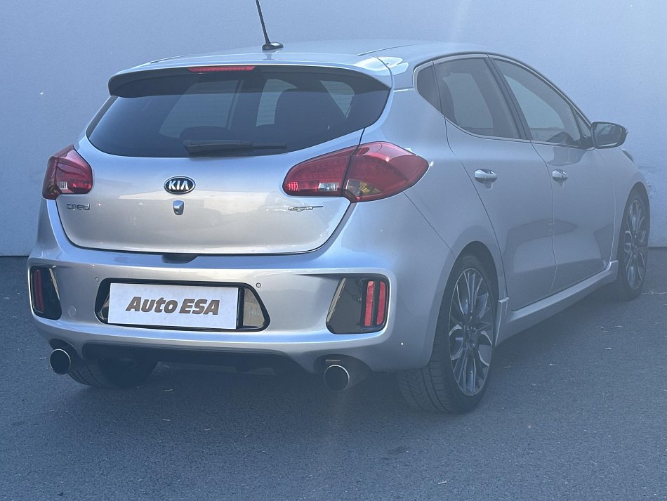 Kia Ceed 1.6 T-GDi GT