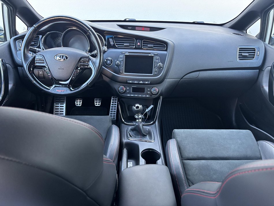 Kia Ceed 1.6 T-GDi GT
