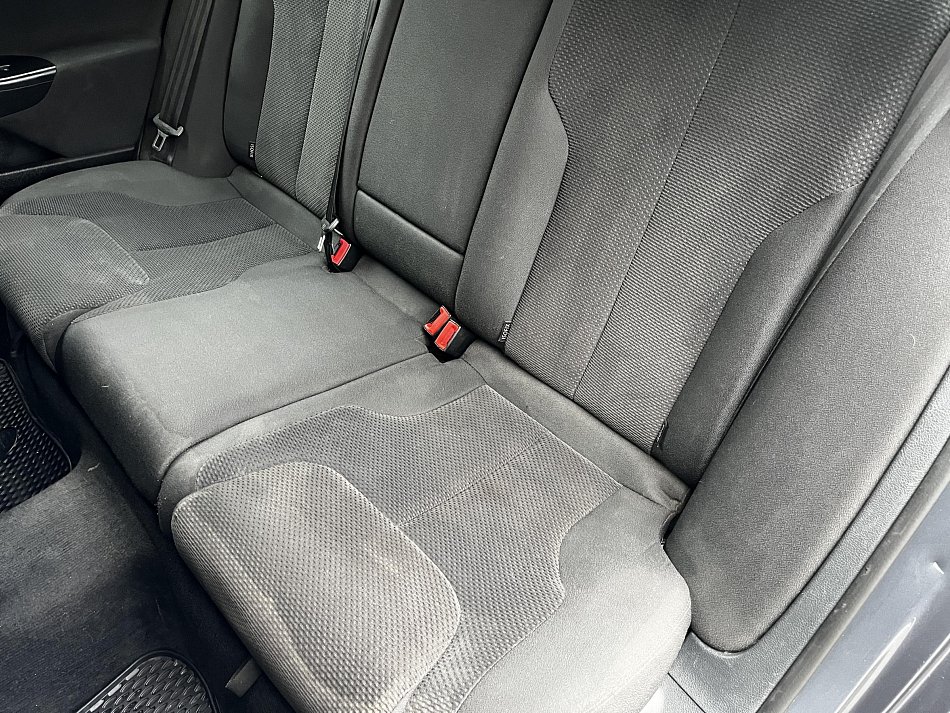 Volkswagen Passat 2.0 TDi 