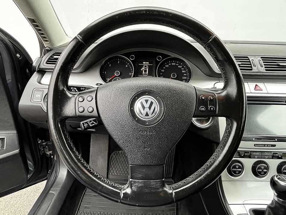 Volkswagen Passat 2.0 TDi 