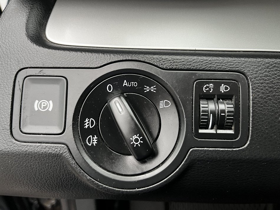 Volkswagen Passat 2.0 TDi 