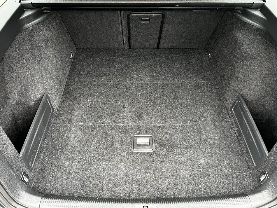 Volkswagen Passat 2.0 TDi 