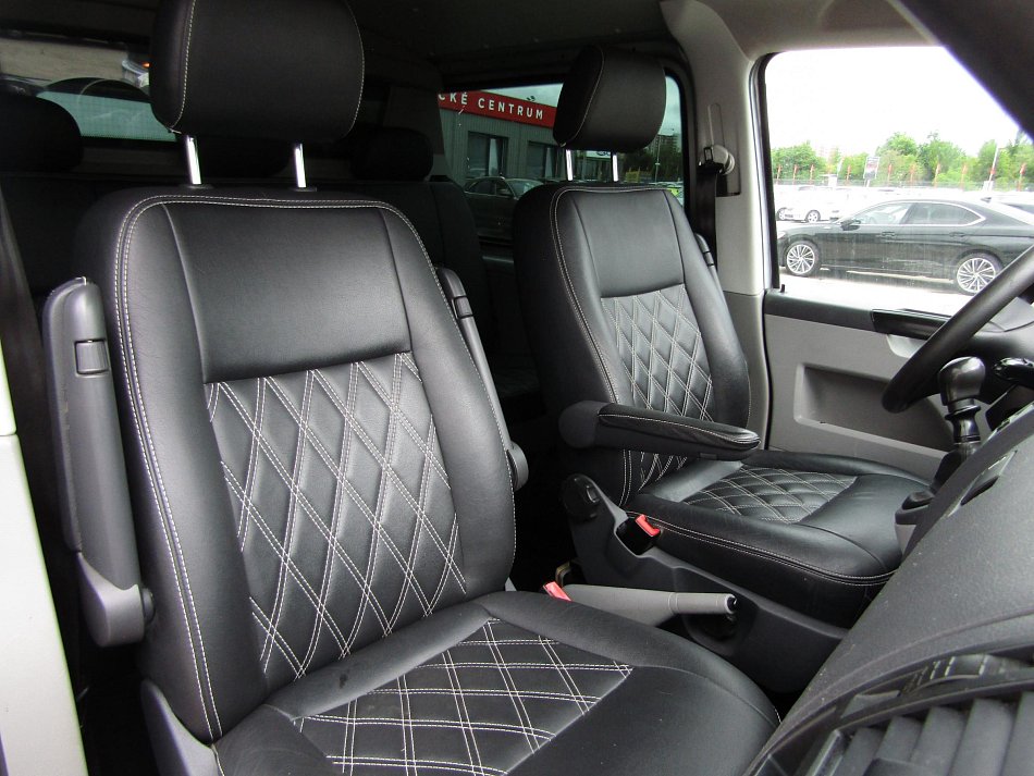Volkswagen Transporter 2.0TDi  L2 5míst
