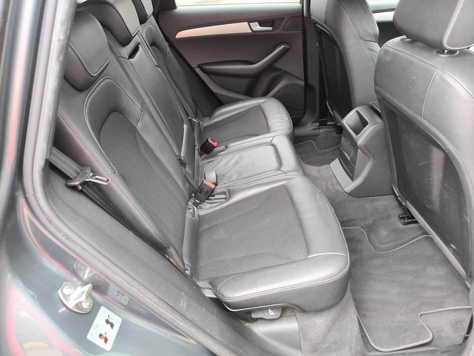 Audi Q5 2.0 TFSi S-line Quattro