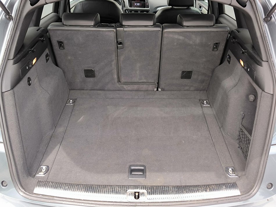 Audi Q5 2.0 TFSi S-line Quattro