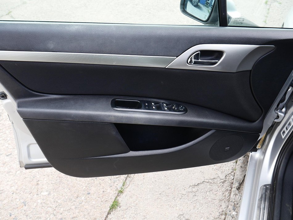Peugeot 407 2.0 HDi 