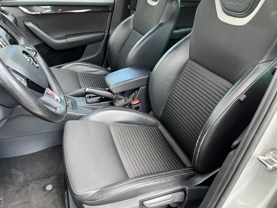 Škoda Octavia III 2.0 TDi RS