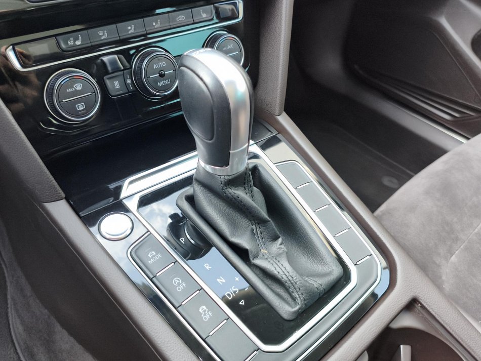 Volkswagen Passat 1.8 TSi R-Line