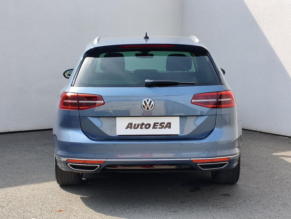 Volkswagen Passat 1.8 TSi R-Line