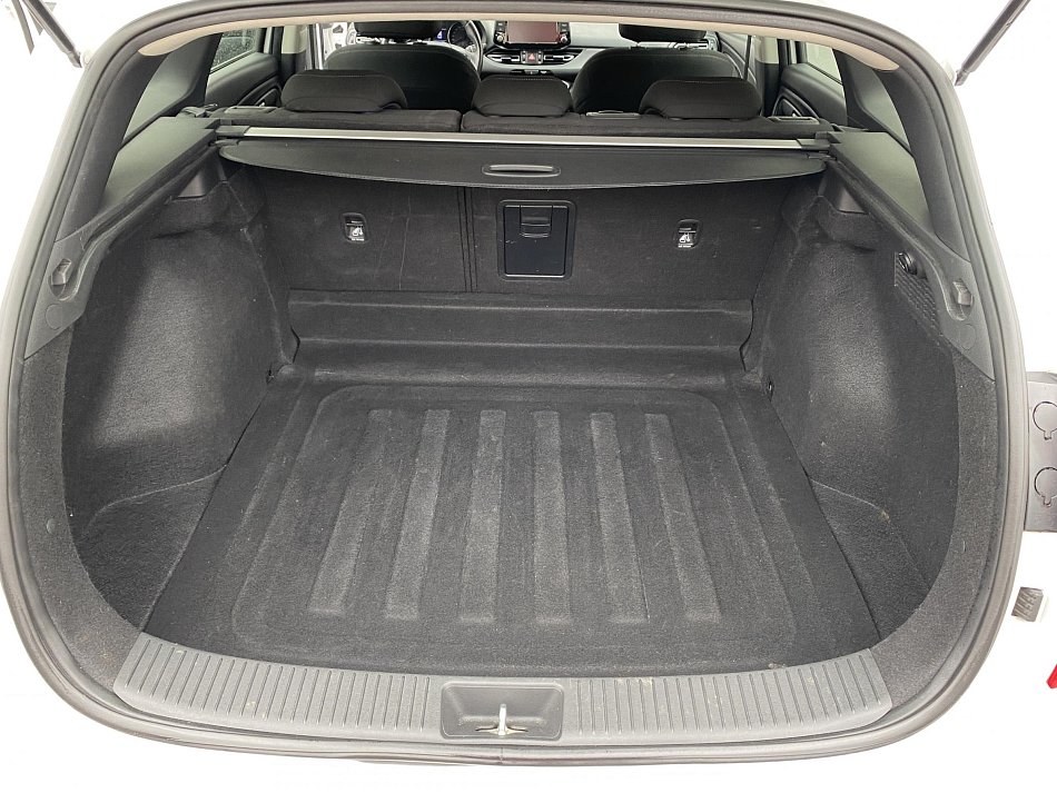 Hyundai I30 1.5 DPI Smart