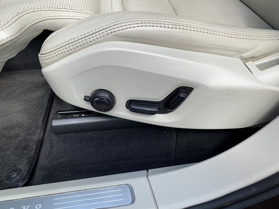 Volvo XC90 2.0d 