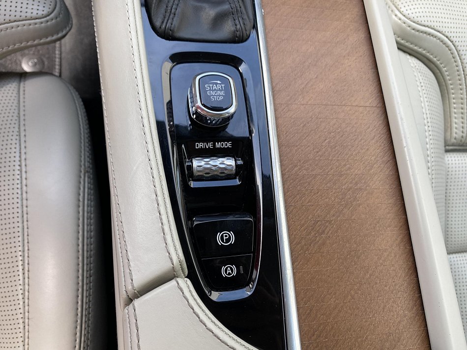 Volvo XC90 2.0d 