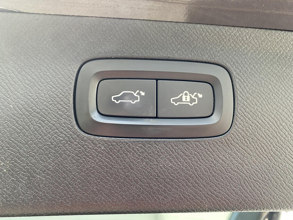 Volvo XC90 2.0d 