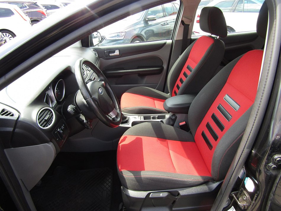 Ford Focus 1.6i 