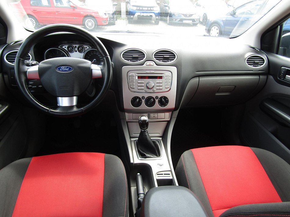 Ford Focus 1.6i 