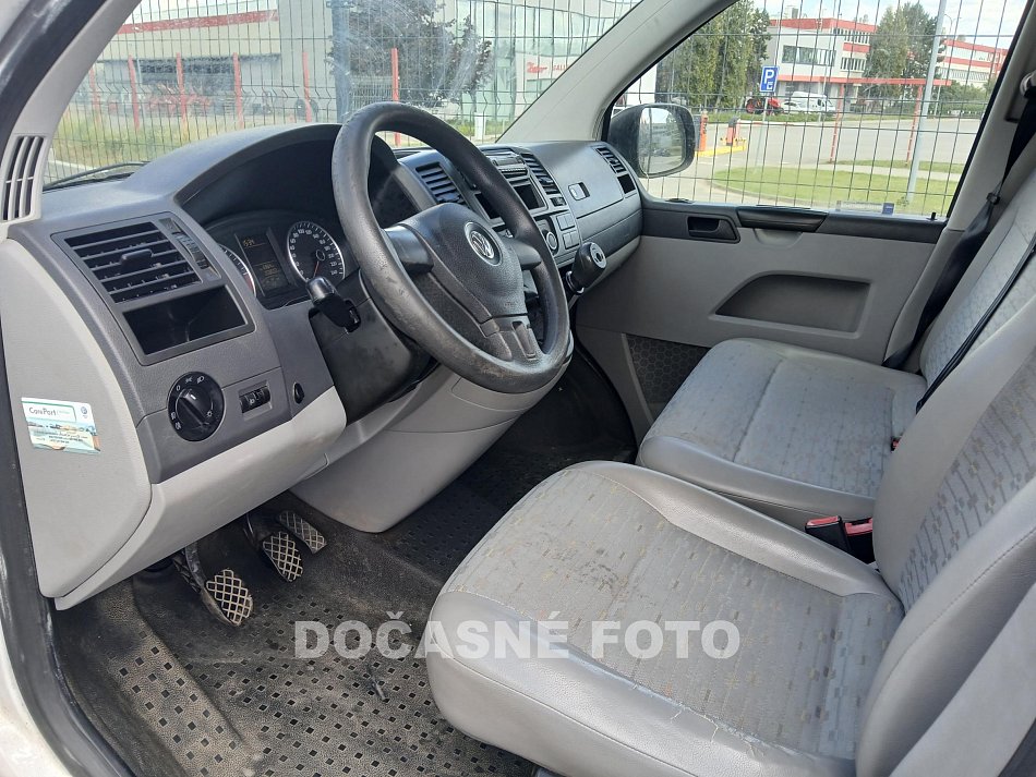 Volkswagen Transporter 2.0TDi  L2H2