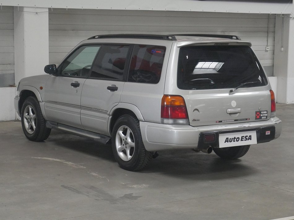 Subaru Forester 2.0i 