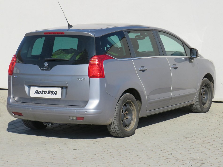 Peugeot 5008 1.6HDI 