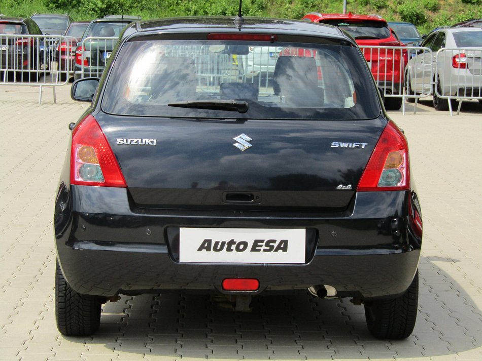 Suzuki Swift 1.3 i  4x4