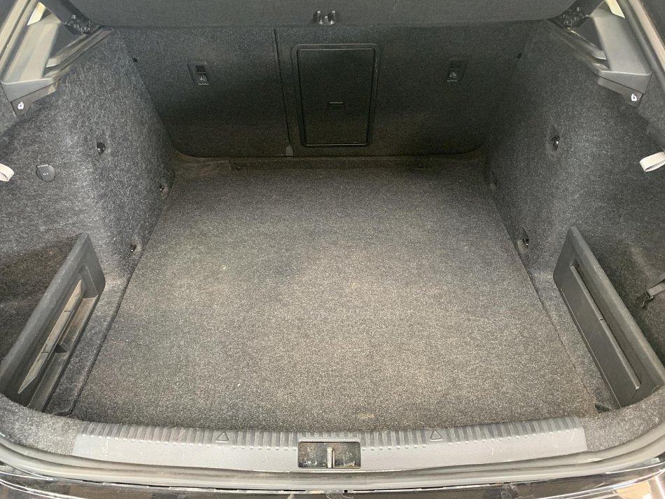 Škoda Octavia III 2.0 TDi Style