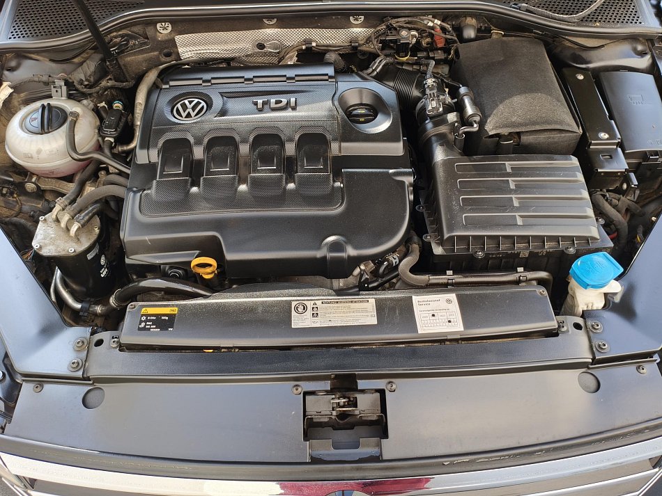 Volkswagen Passat 1.6 TDi 