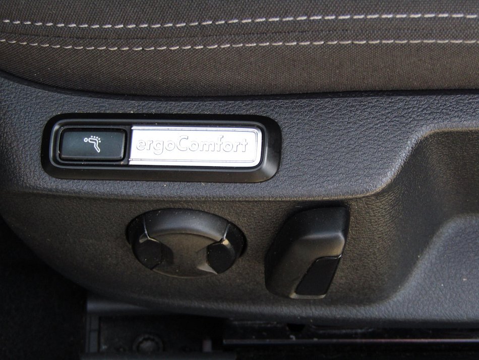 Volkswagen Passat 2.0 TDi 