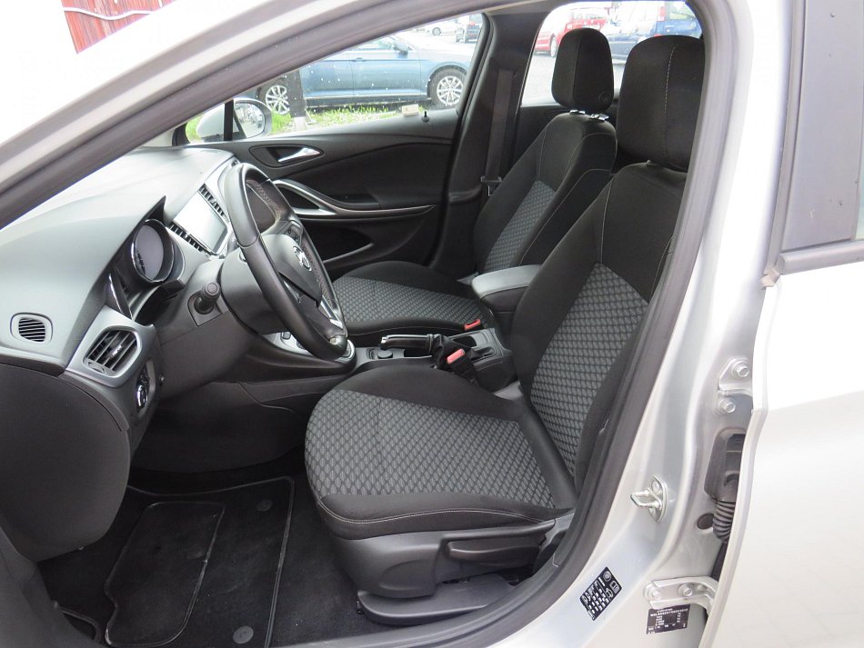 Opel Astra 1.6CDTi 