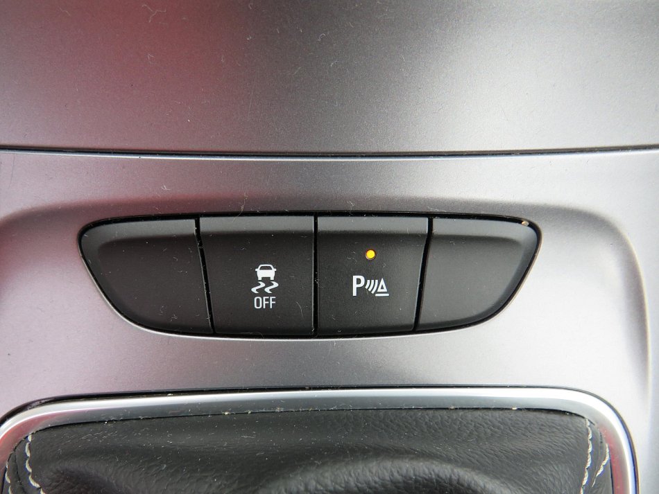 Opel Astra 1.6CDTi 