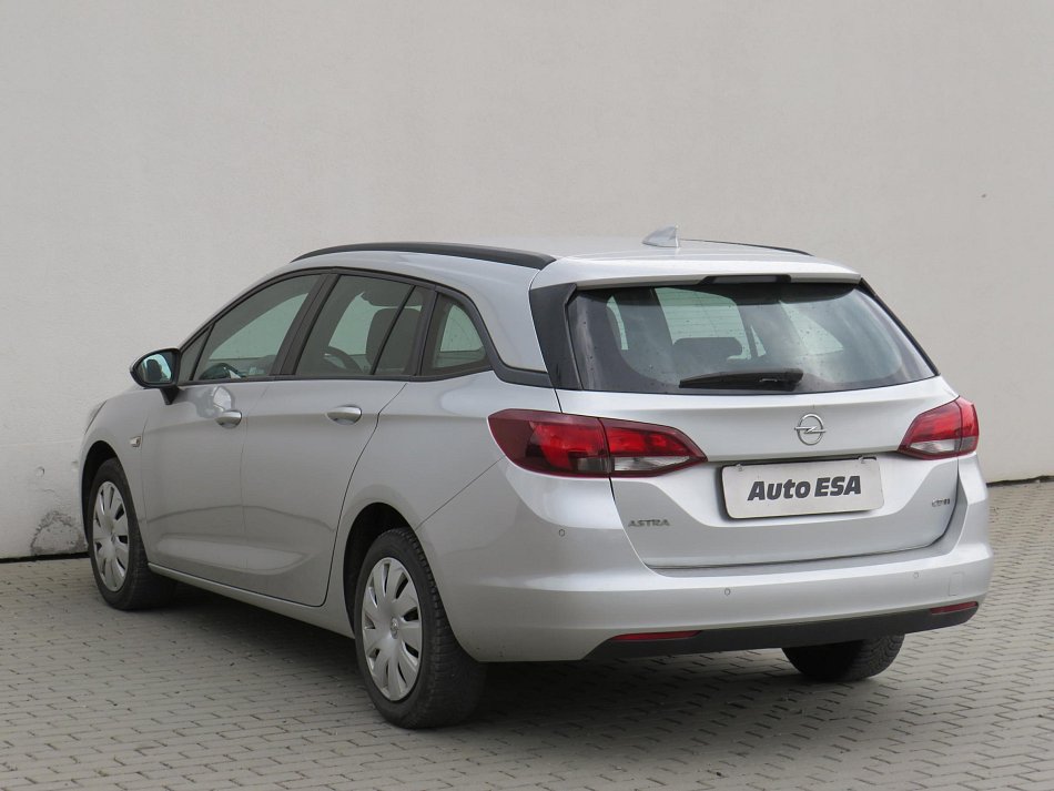 Opel Astra 1.6CDTi 