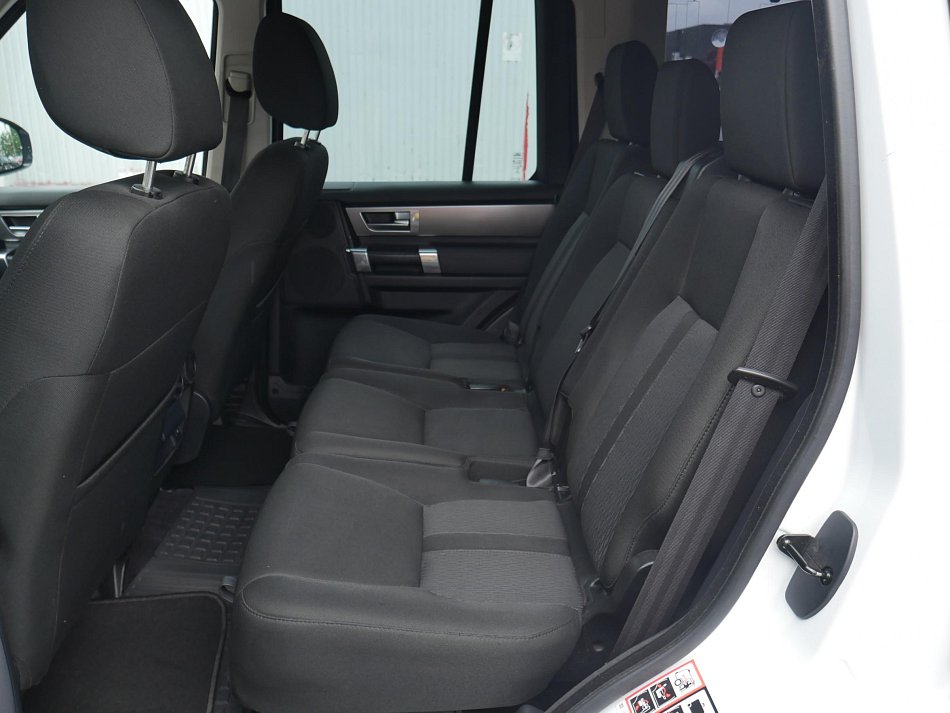 Land Rover Discovery 3.0 D  4x4, 7míst