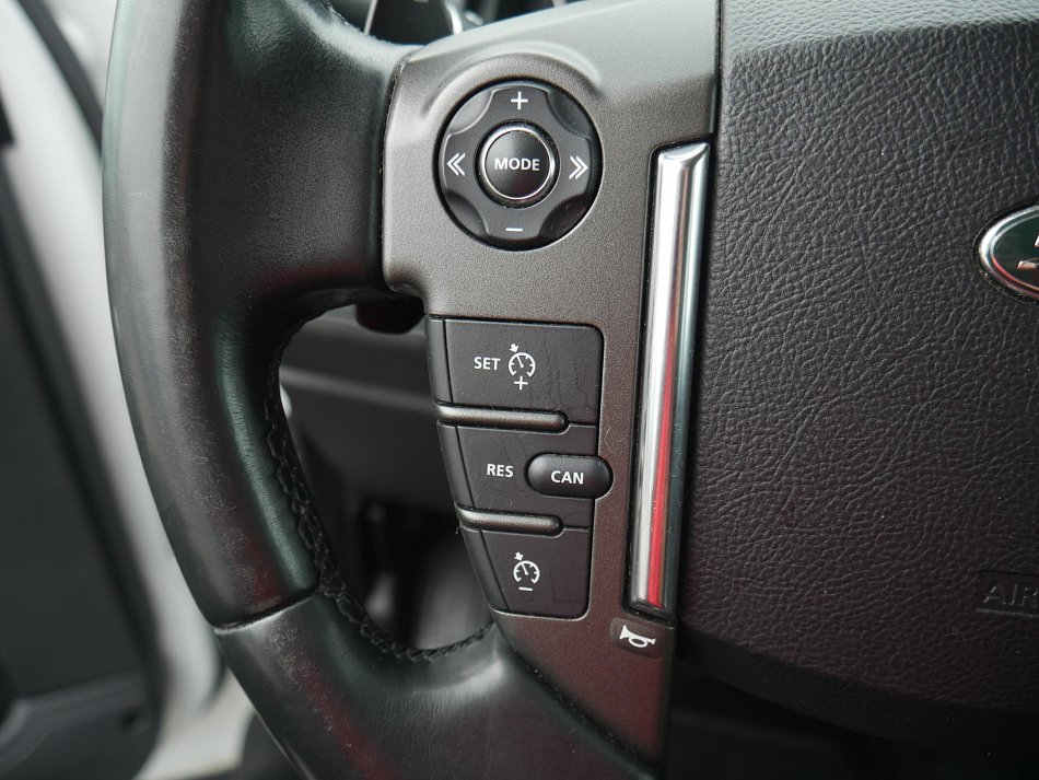 Land Rover Discovery 3.0 D  4x4, 7míst