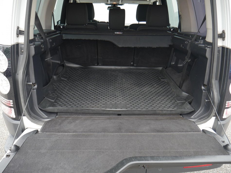 Land Rover Discovery 3.0 D  4x4, 7míst