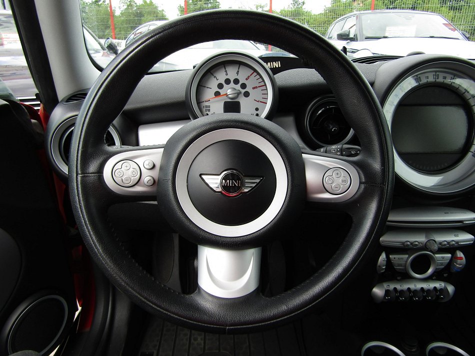 Mini Cooper 1.6D 