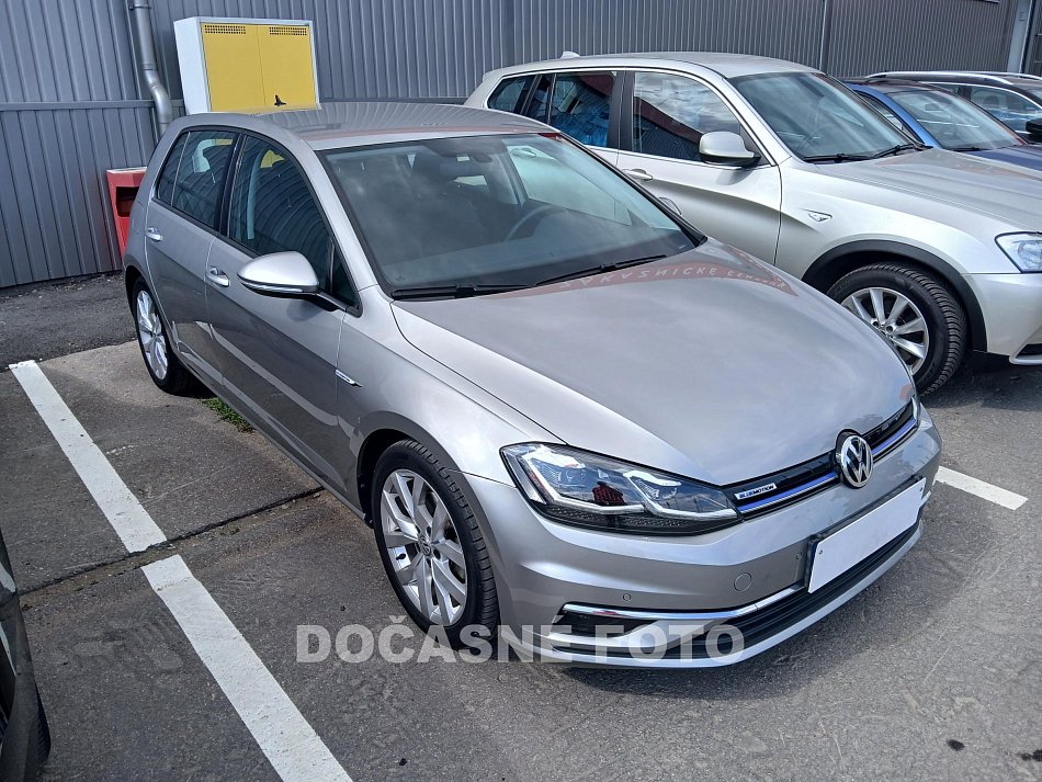Volkswagen Golf 1.5 TSi 