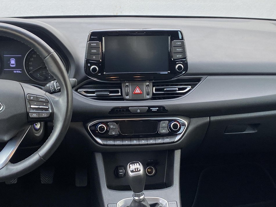 Hyundai I30 1.5 DPi Smart