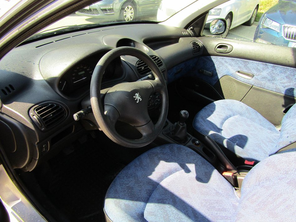 Peugeot 206 1.2i 