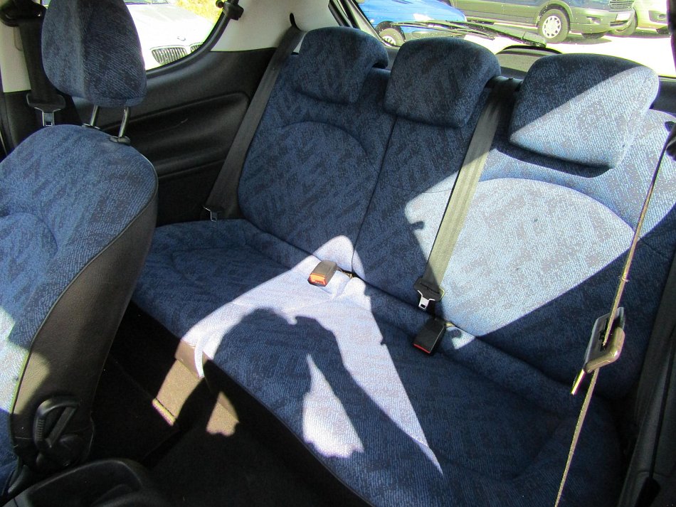 Peugeot 206 1.2i 