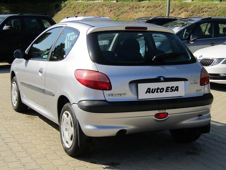 Peugeot 206 1.2i 