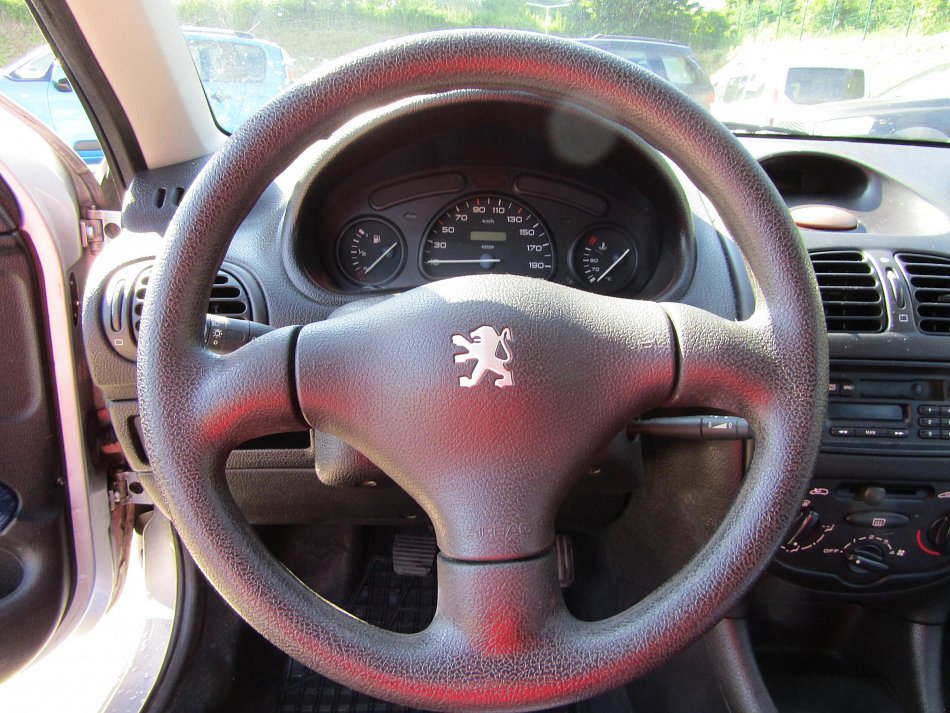 Peugeot 206 1.2i 