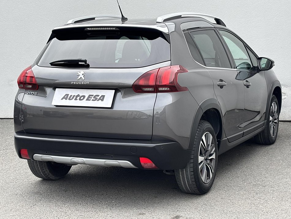 Peugeot 2008 1.2PT Allure