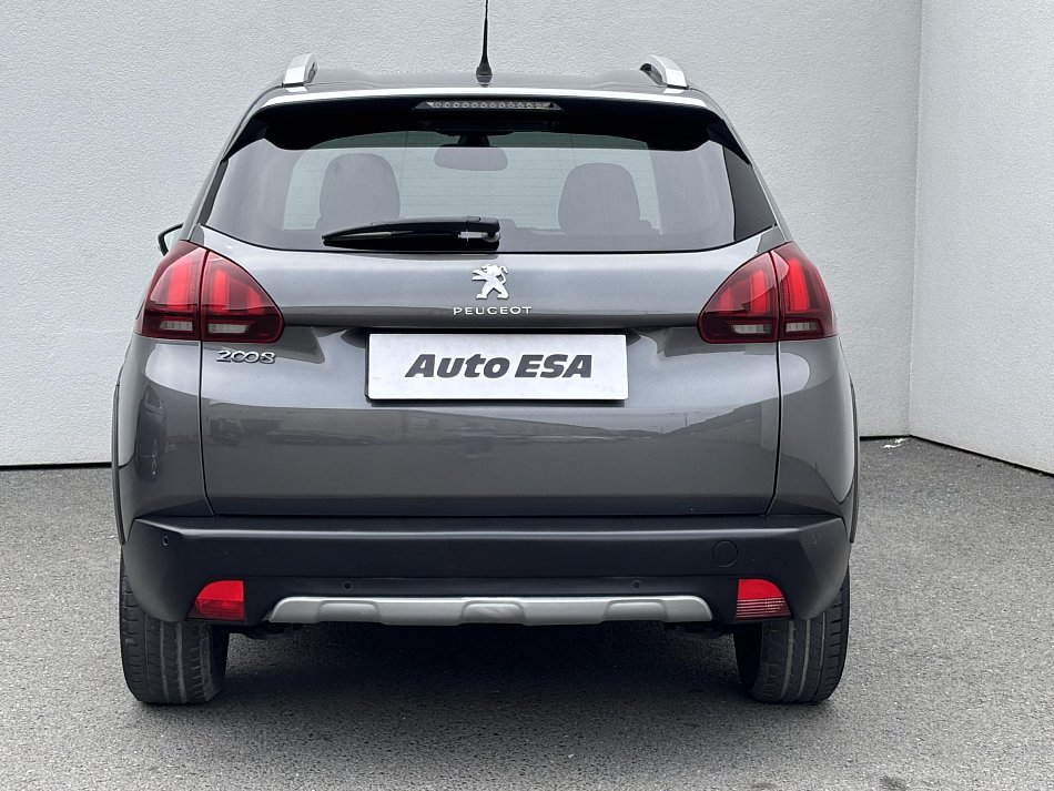 Peugeot 2008 1.2PT Allure