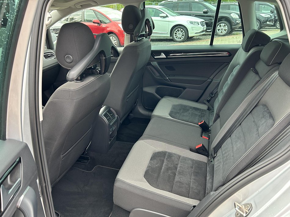 Volkswagen Sportsvan 1.4 TSi Highline
