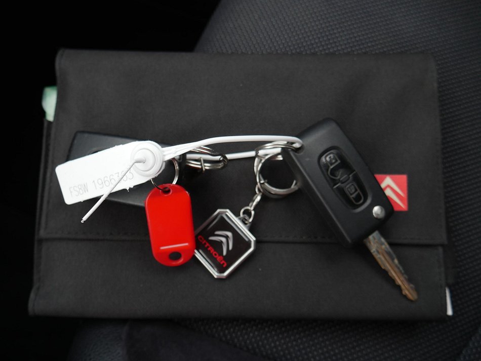 Citroën C-Crosser 2.2HDi  4x4